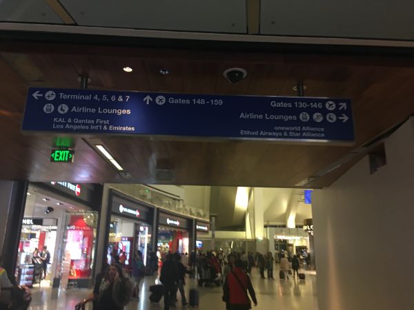 ロサンゼルス空港の標識